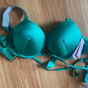 Diamond green Victoria’s Secret bikini bombshell push-up